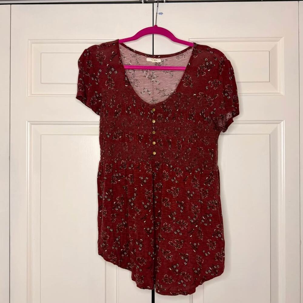 Maurices Red Floral Babydoll Top – Size Medium